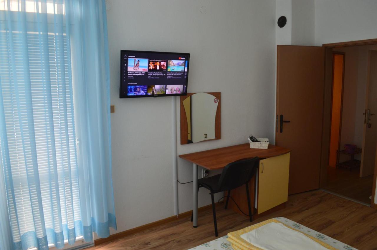 Hotel Yanis Tschernomorez Exterior foto