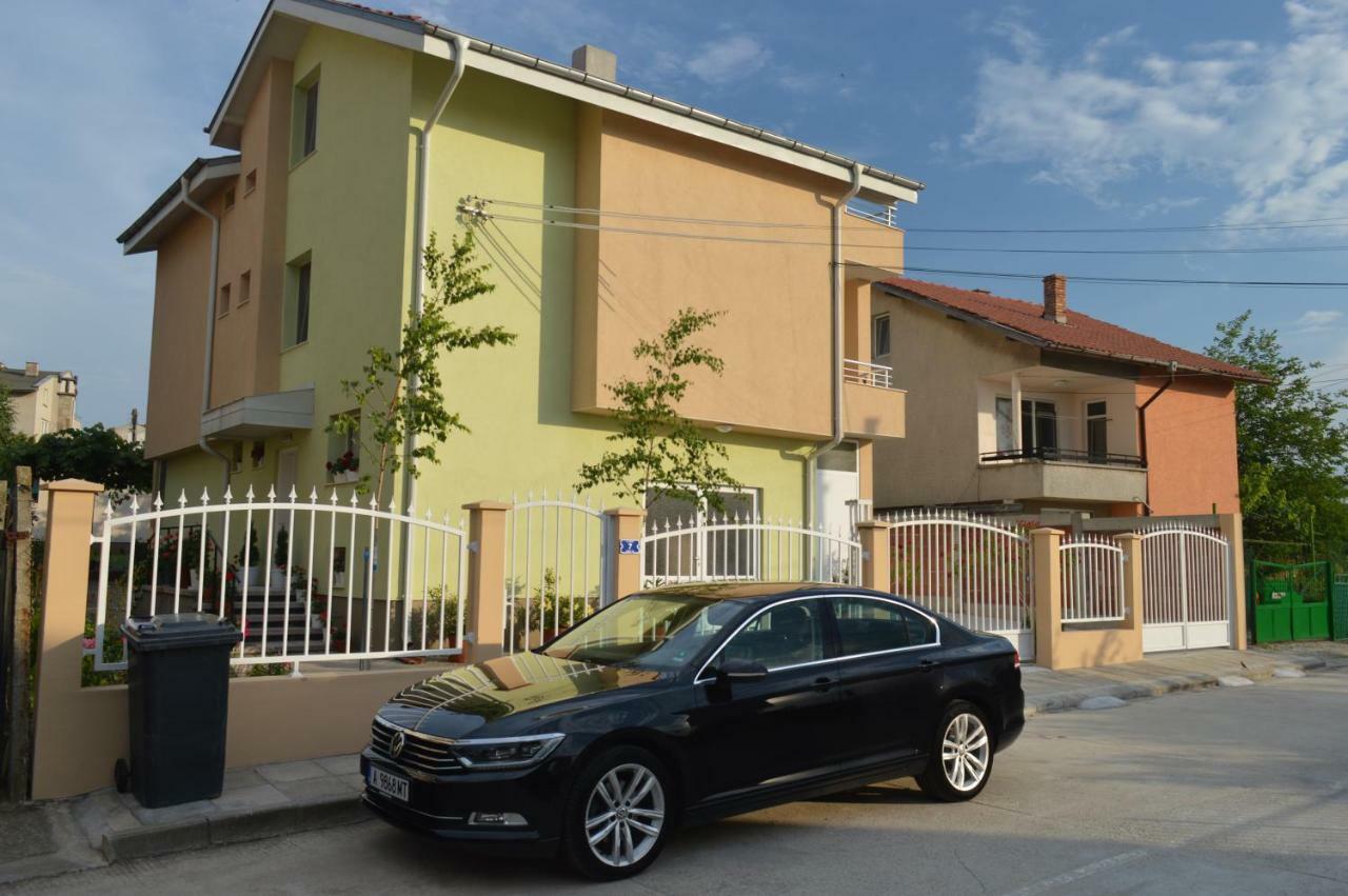 Hotel Yanis Tschernomorez Exterior foto