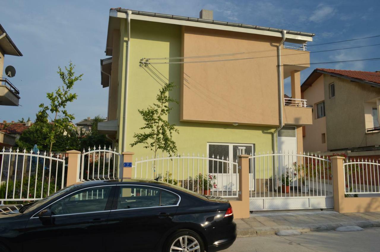 Hotel Yanis Tschernomorez Exterior foto