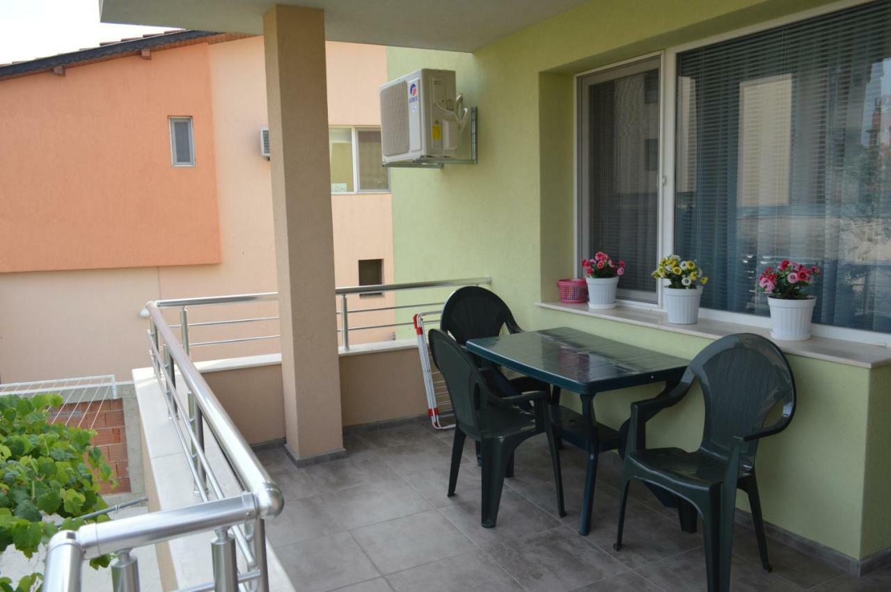 Hotel Yanis Tschernomorez Exterior foto