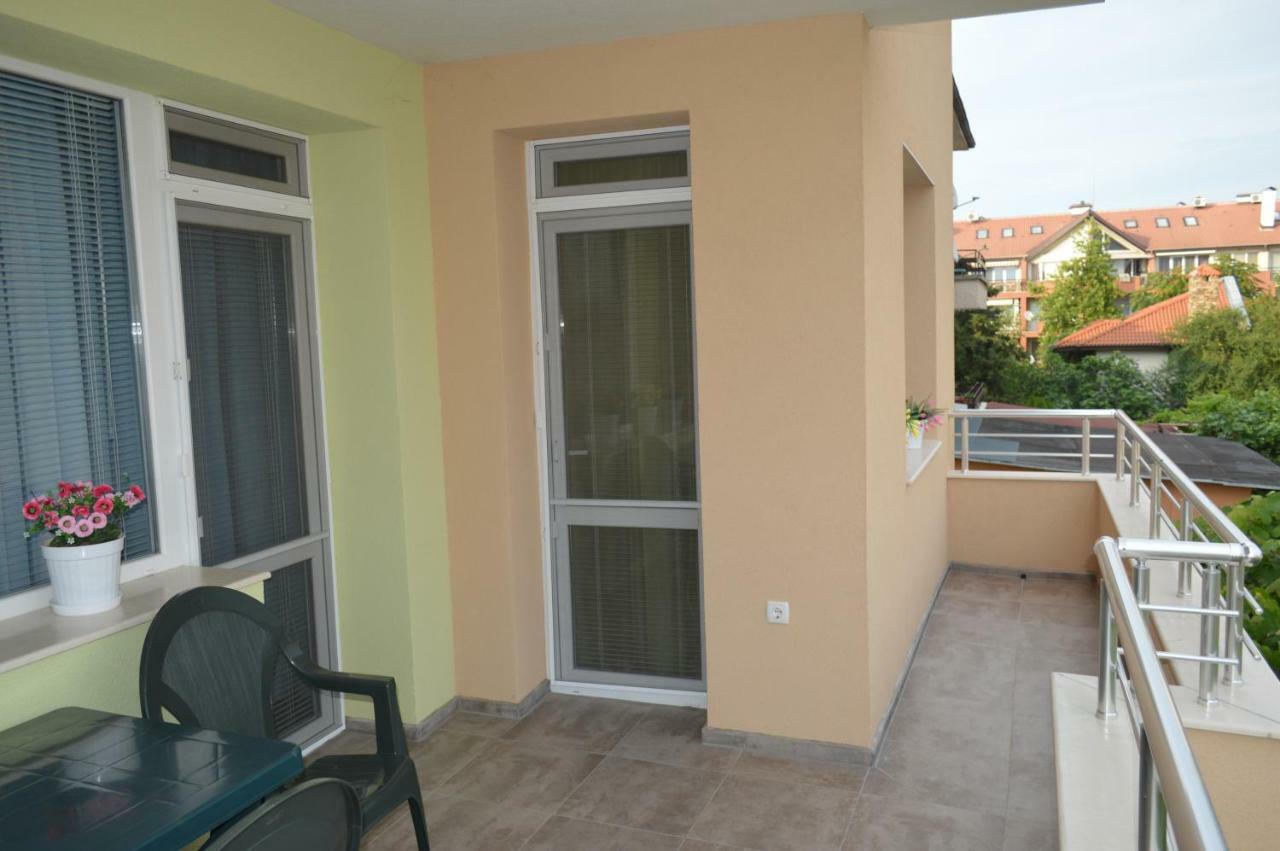 Hotel Yanis Tschernomorez Exterior foto